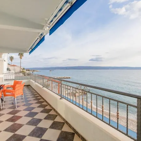 Krilo Apartment Podstrana