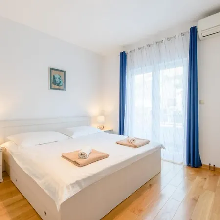 Krilo Apartment